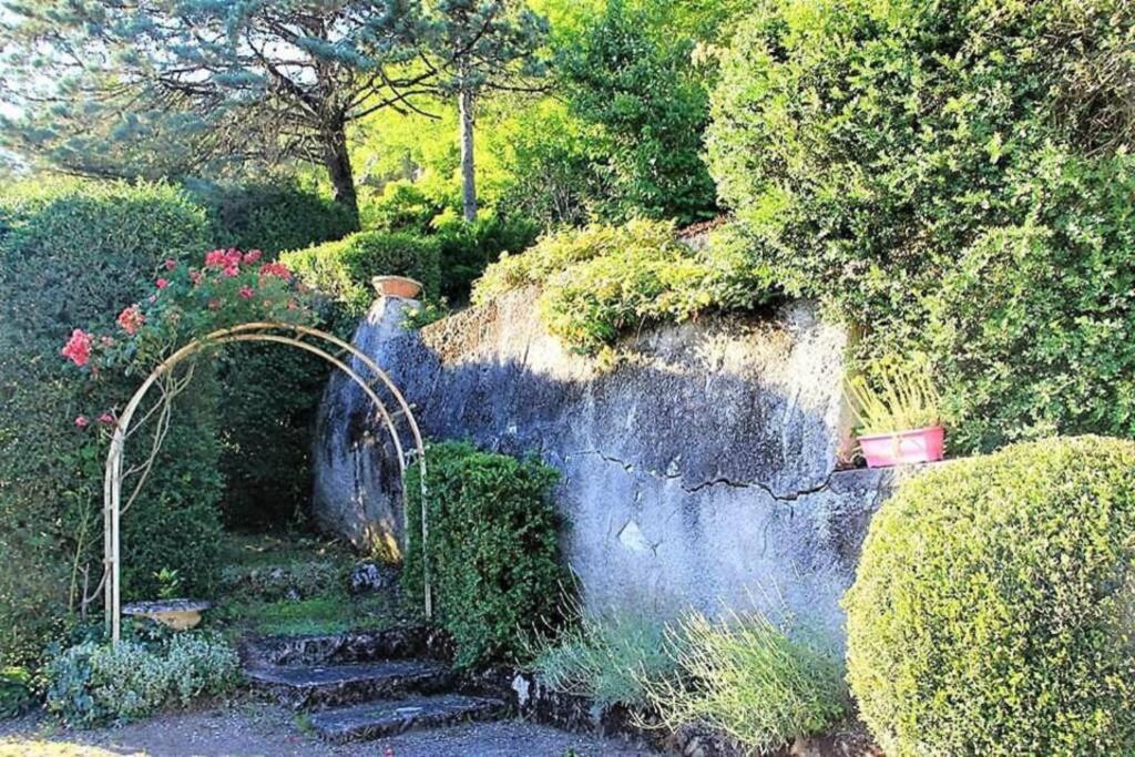 Maison de charme en Périgord 10 personnes La maison d'Albertine Peyrillac-et-Millac Exterior foto